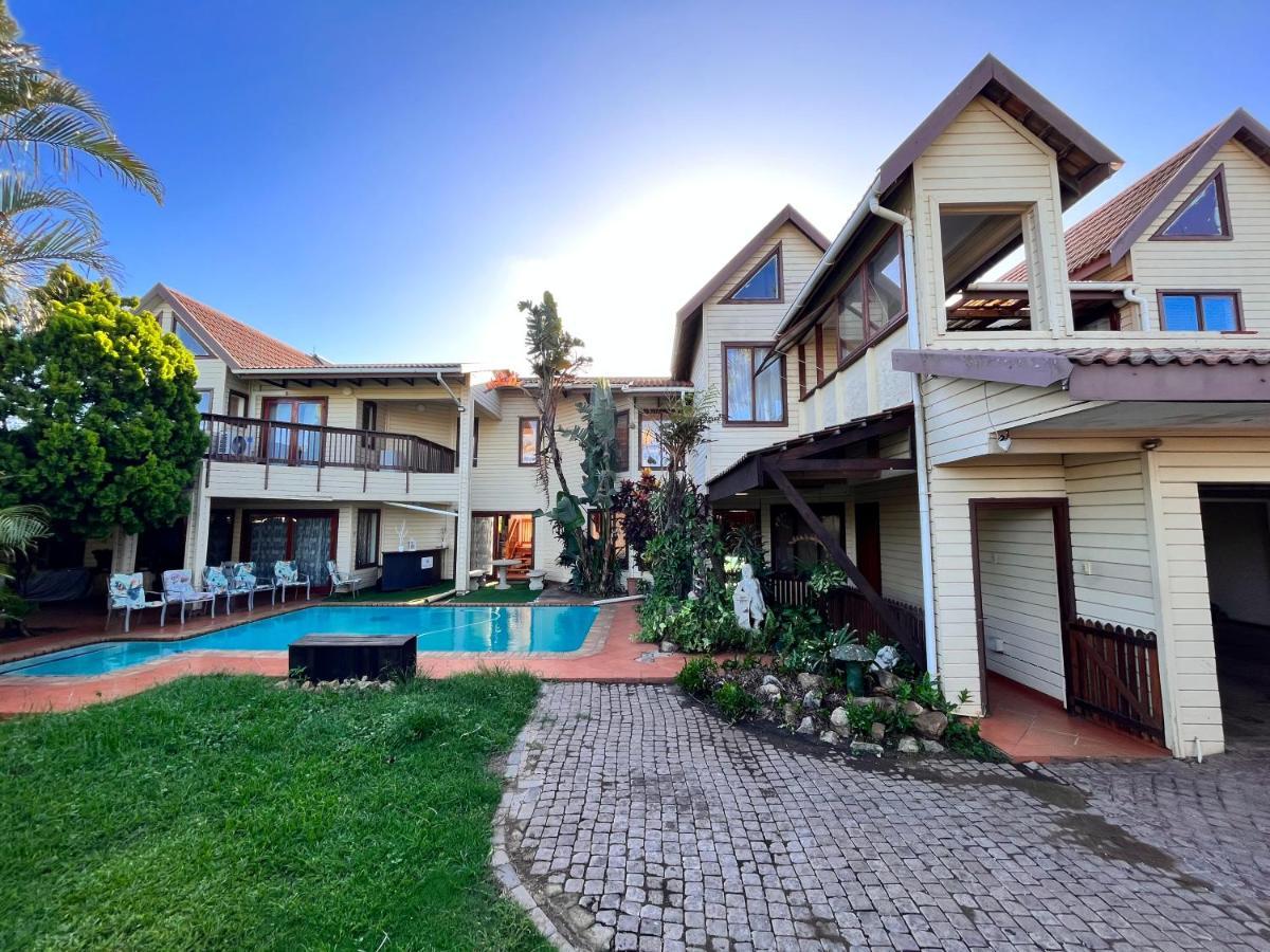 Hotel The Wood House Empangeni Esterno foto