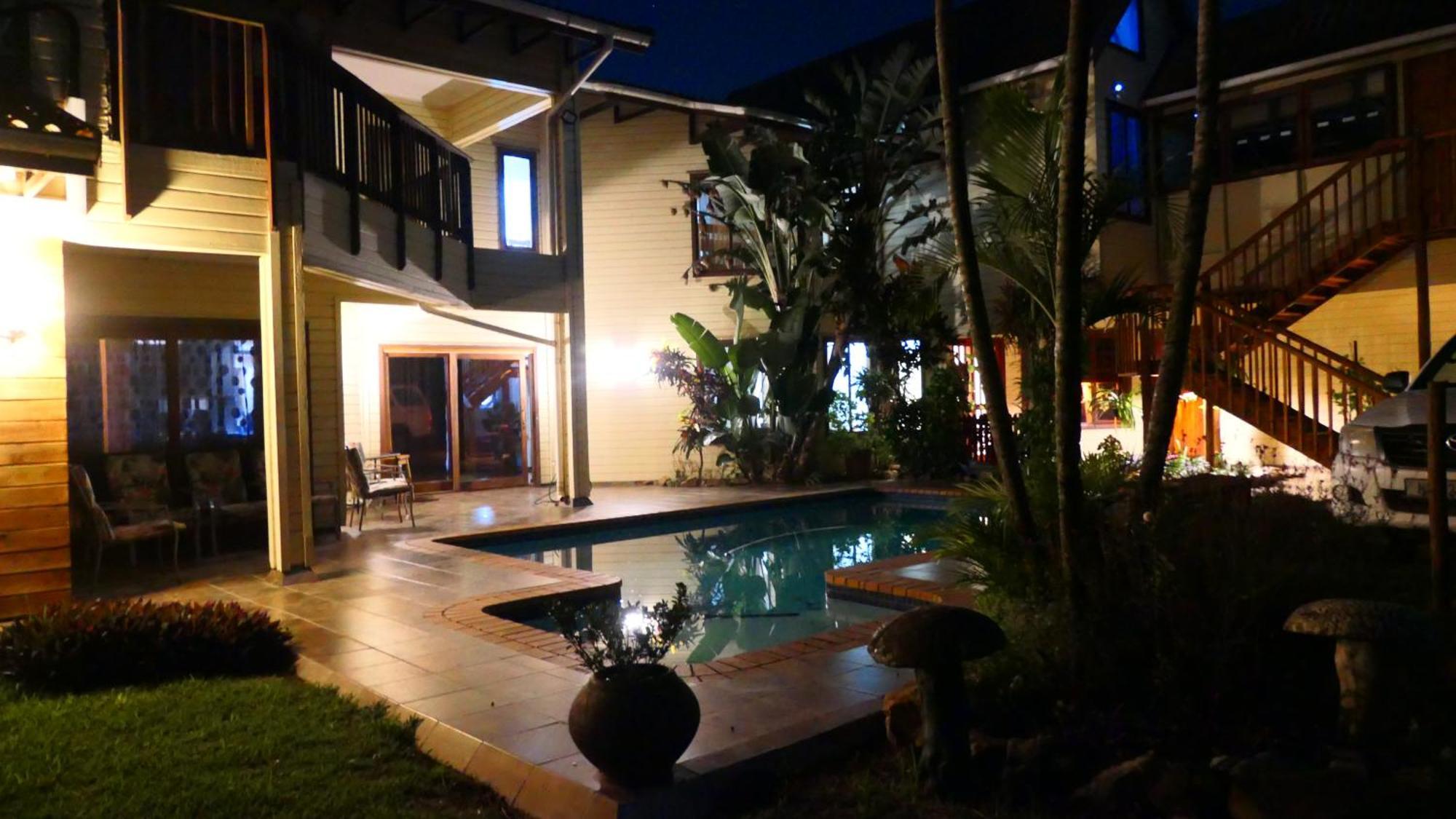 Hotel The Wood House Empangeni Esterno foto