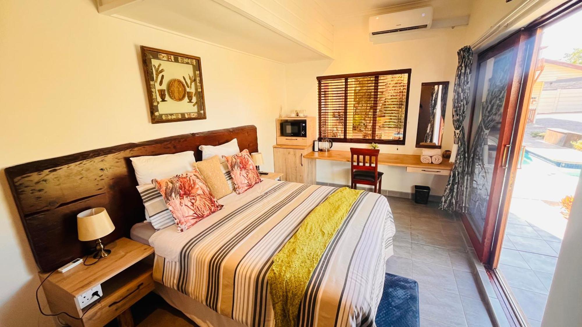 Hotel The Wood House Empangeni Esterno foto