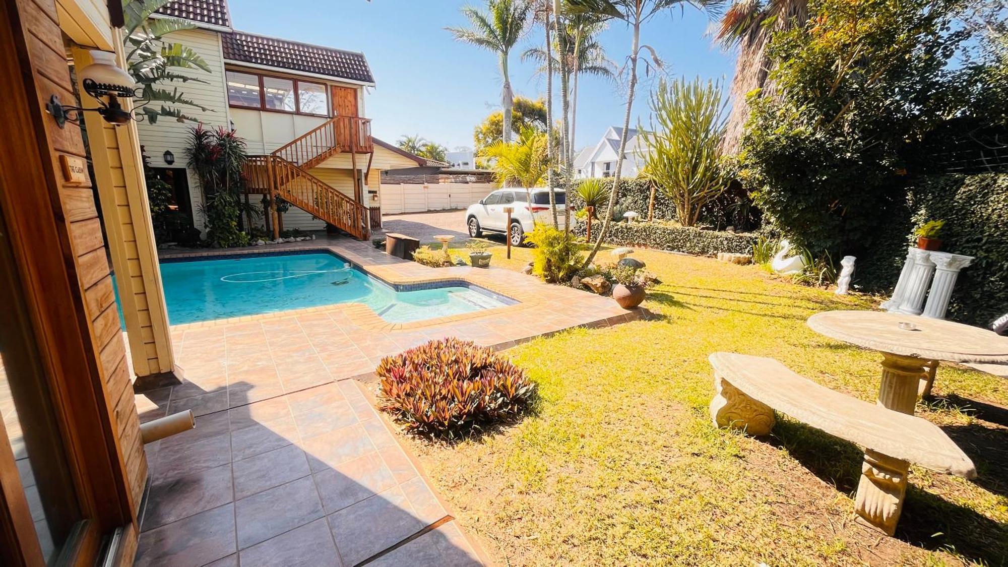 Hotel The Wood House Empangeni Esterno foto