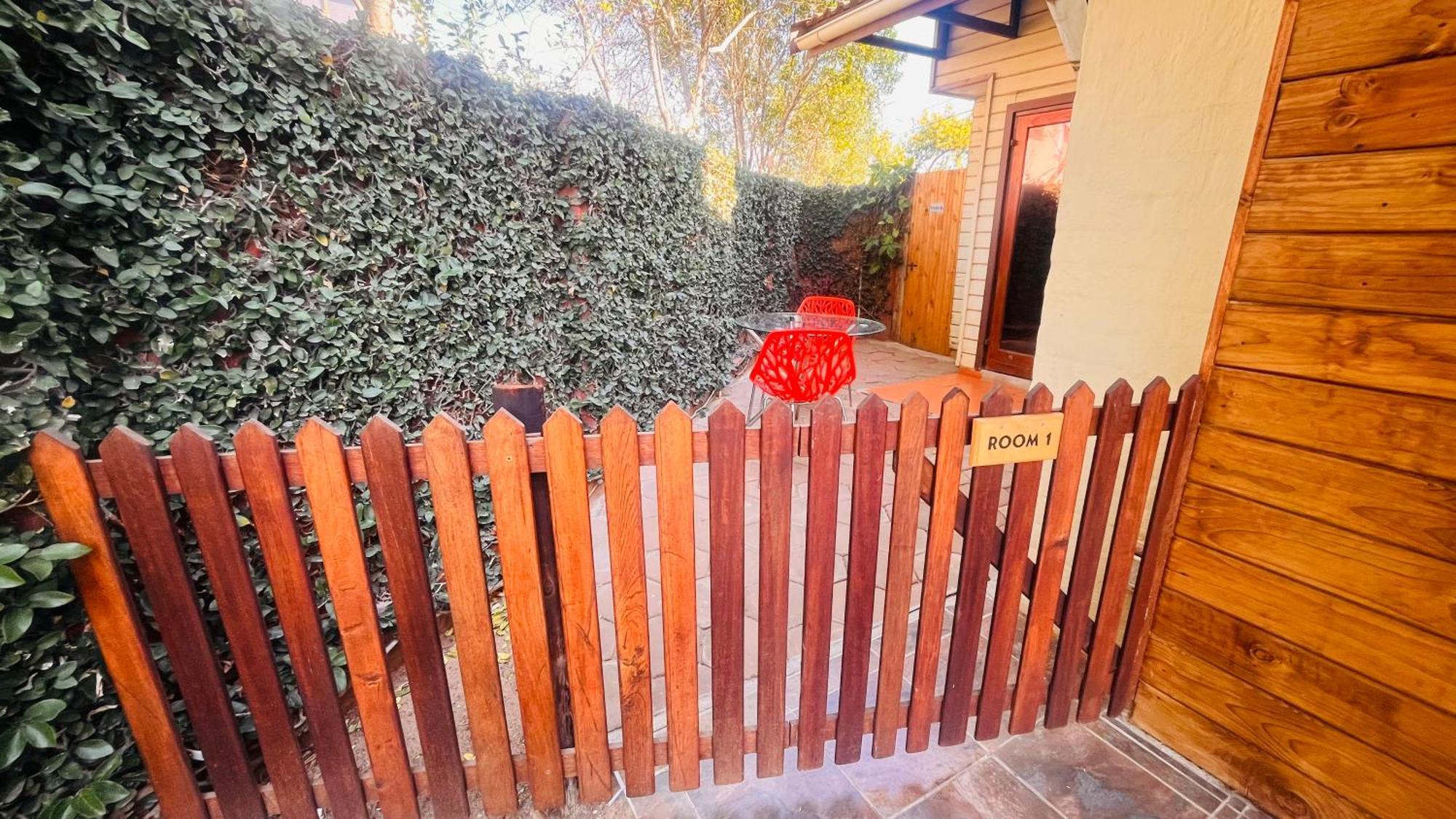 Hotel The Wood House Empangeni Esterno foto