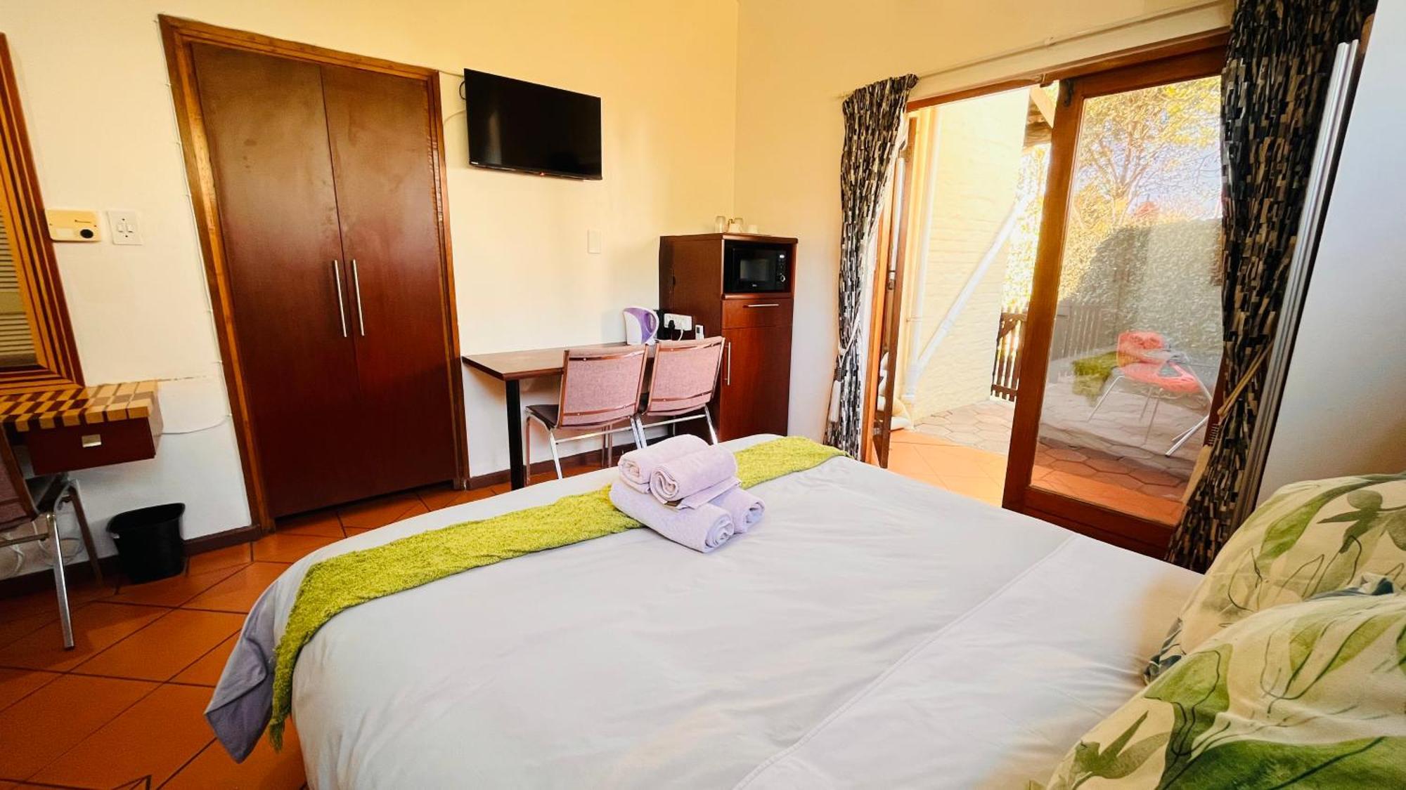 Hotel The Wood House Empangeni Esterno foto